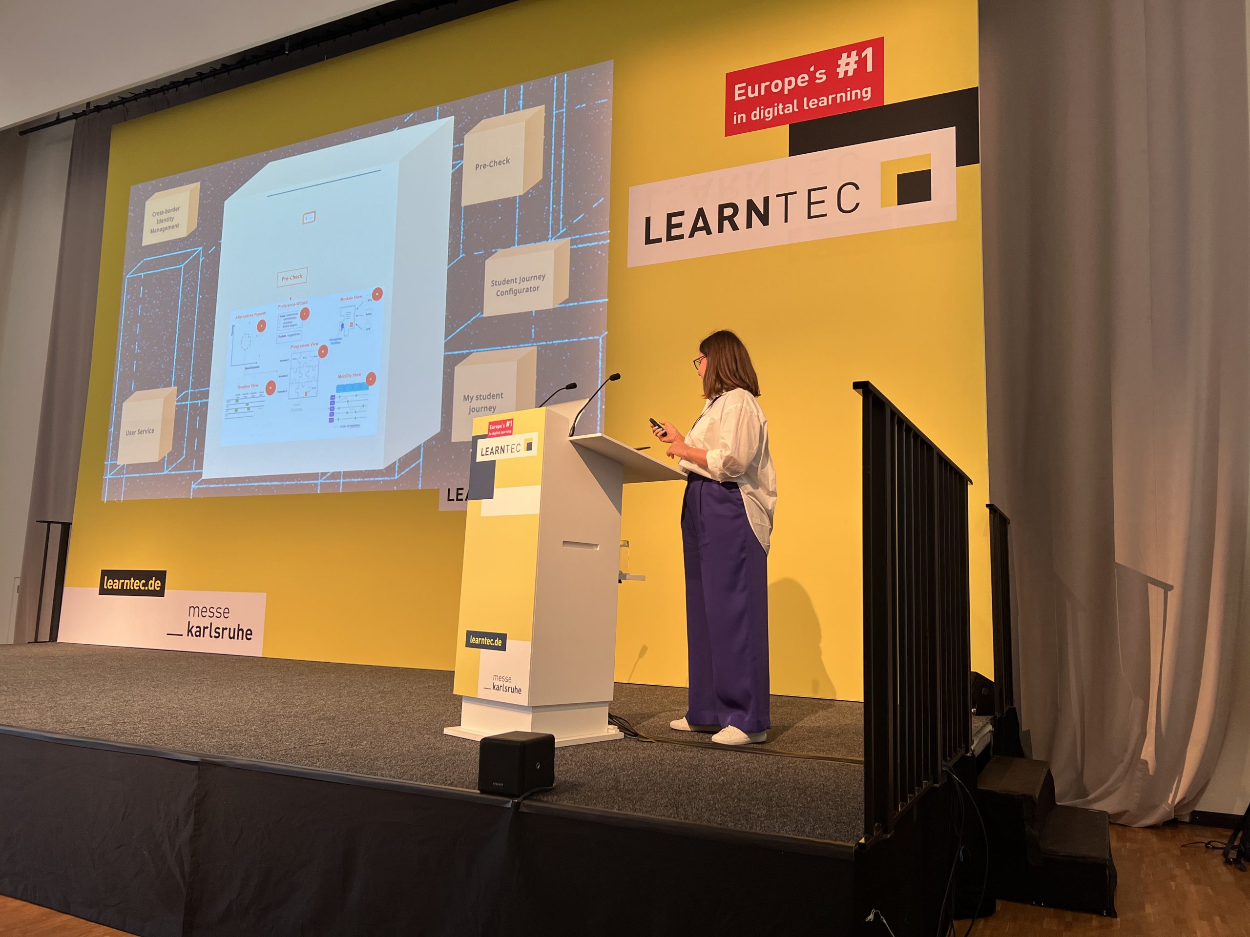 Read more about the article ManDEE at LEARNTEC Conference