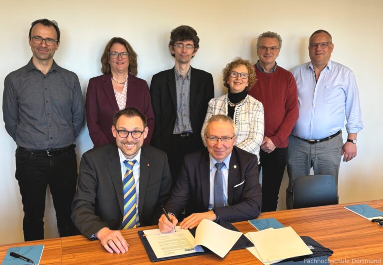 Signing a Double-Degree Agreement Between FH Dortmund and KU Leuven