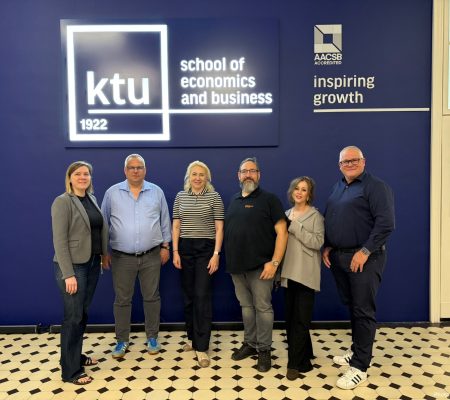 Foto KTU Visit 4